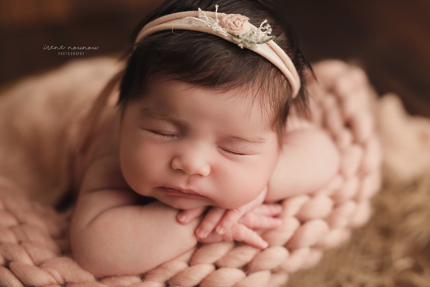 Fotografía newborn bebé recién nacido en Barcelona