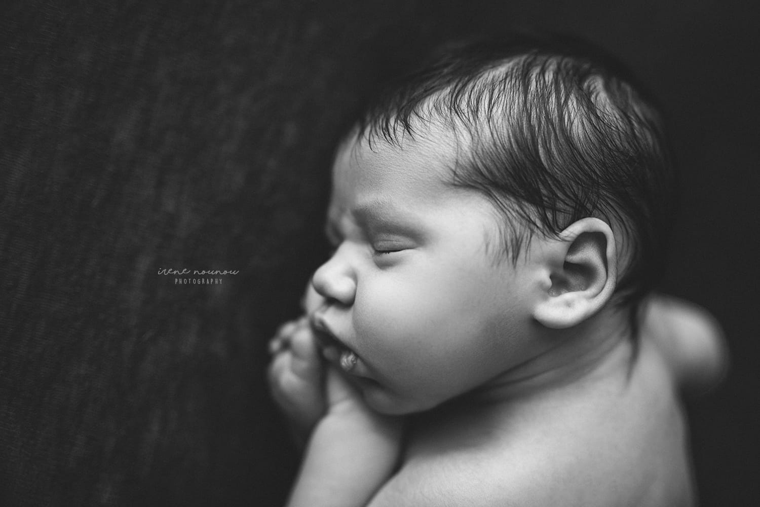 Reportaje fotográfico bebé recién nacido barcelona